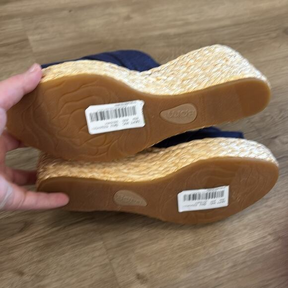 NWT Born Adalia Women's Sandals Sz 10 - Picture 4 of 4